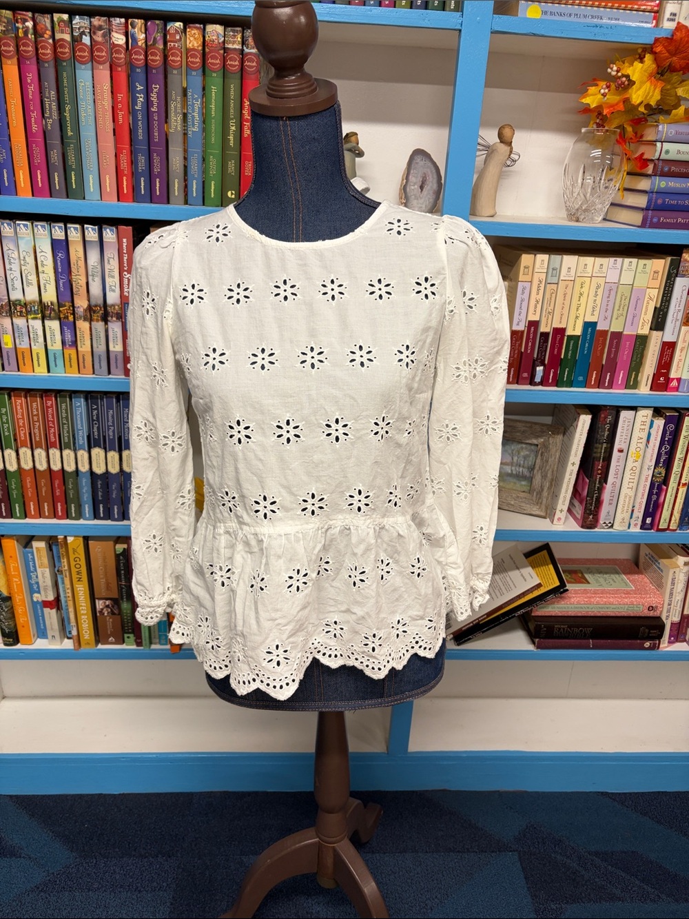 Madewell xs white eyelet blouse